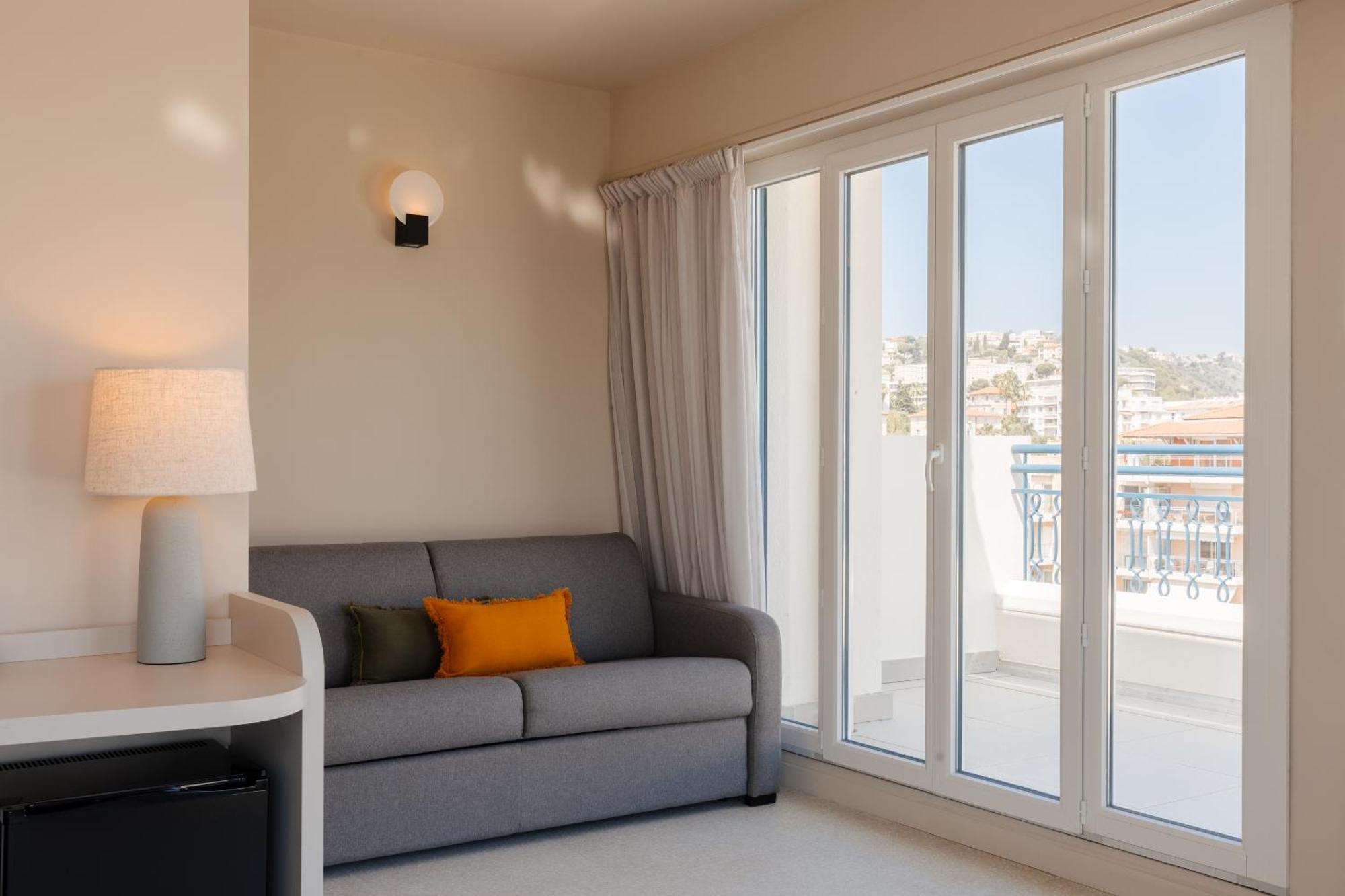 Yelo Promenade Powered By Sonder Hotel Nice Room photo